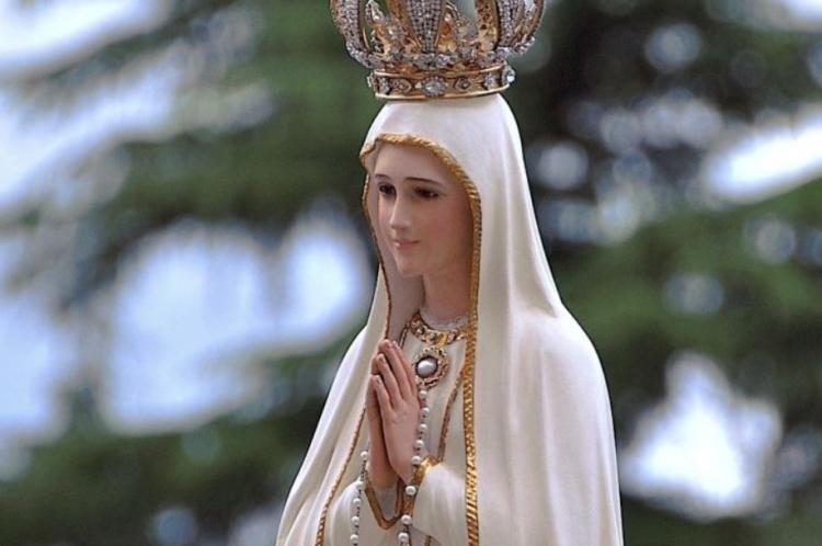 El Papa: 'Abramos las casas y los corazones a la presencia de María'