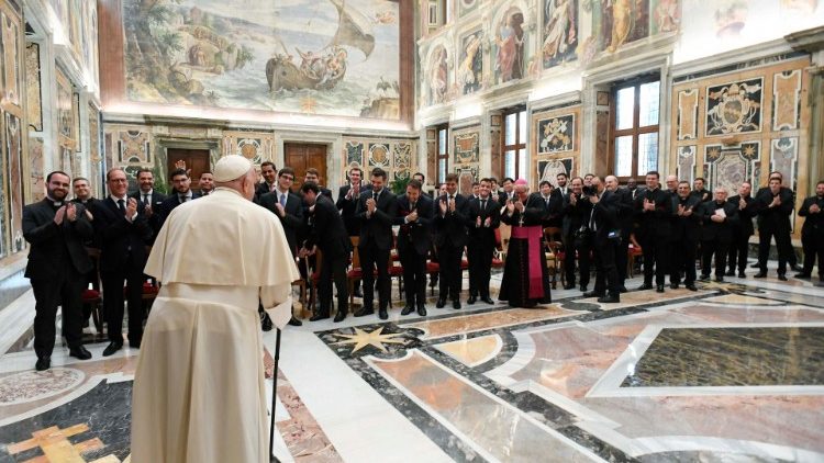 Ser 'pastores con el corazón de Cristo', les pidió el Papa a seminaristas españoles