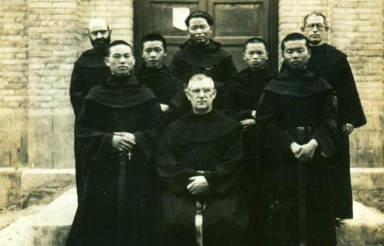 Cien años de los Agustinos Recoletos en China