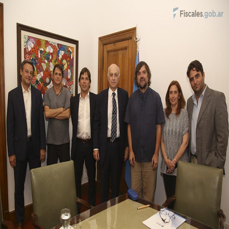 Acuerdo de cooperación entre el Ministerio Público Fiscal y los Hogares de Cristo Acuerdo de cooperación entre el Ministerio Público Fiscal y los Hogares de Cristo