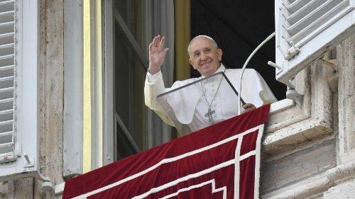 Ángelus del Papa: Mantener vivos los lazos