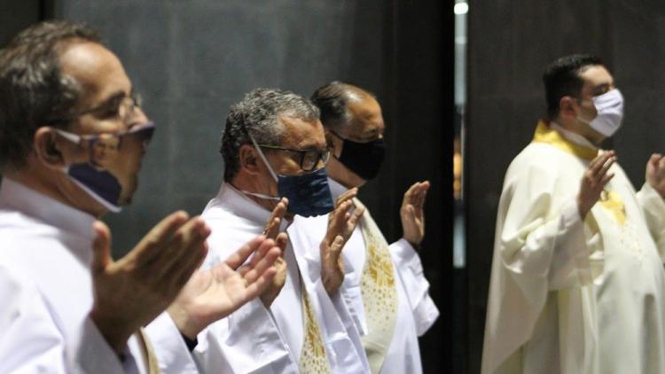 Brasil: 21 sacerdotes y 2 obispos las víctimas por coronavirus