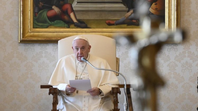 Catequesis del Papa: Discutir con Dios no es una herejía