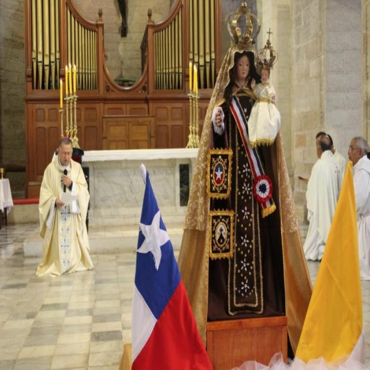 Chile puso bajo la protección de la Virgen María los anhelos de justicia y paz en el país