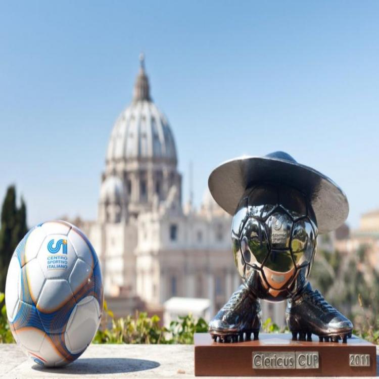 "Dios y Gol", lema del campeonato de fútbol "Clericus Cup" del Vaticano