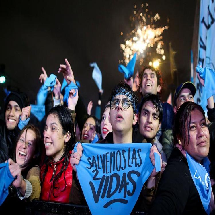 El aborto provocado, lejos de ser la primera causa de mortalidad materna El aborto provocado, lejos de ser la primera causa de mortalidad materna
