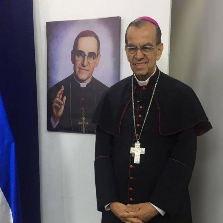 El cardenal Rosa Chávez visita la Argentina y disertará sobre "Iglesia y Martirio" El cardenal Rosa Chávez visita la Argentina y disertará sobre "Iglesia y Martirio"