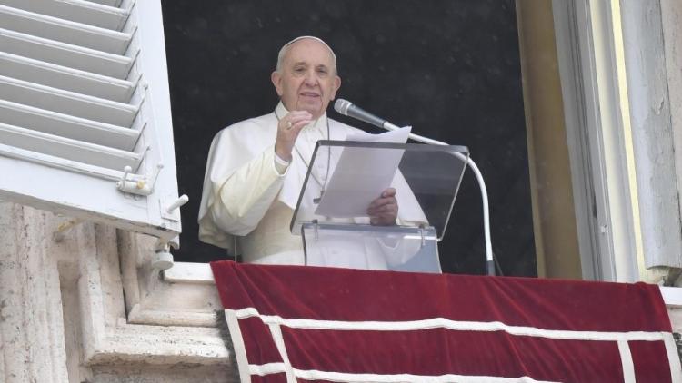 "El Evangelio no está reservado para unos pocos", recordó el Papa
