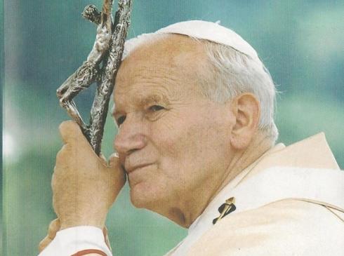 El Papa celebrará misa en la tumba de San Juan Pablo II el próximo lunes