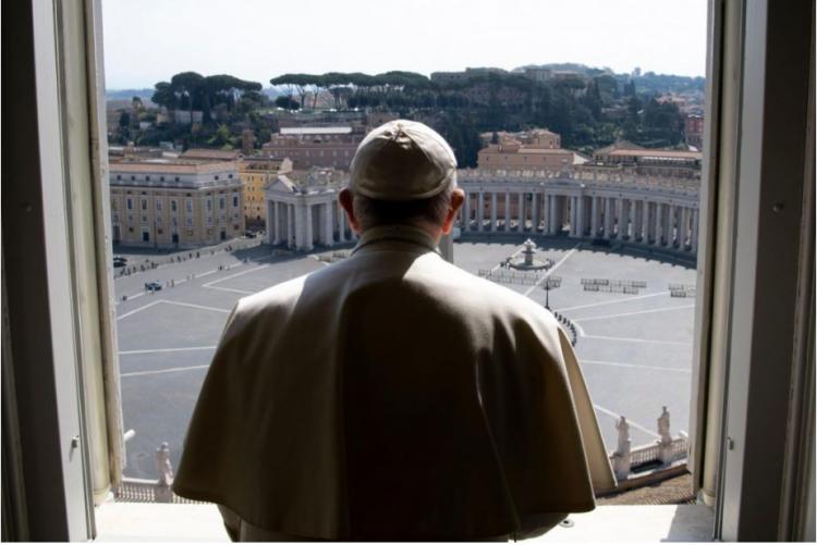 El Papa impartirá la bendición Urbi et Orbi desde adentro del Vaticano