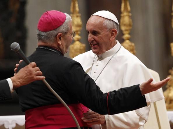 El Papa llamó al obispo de Bérgamo, la diócesis más golpeada por la epidemia