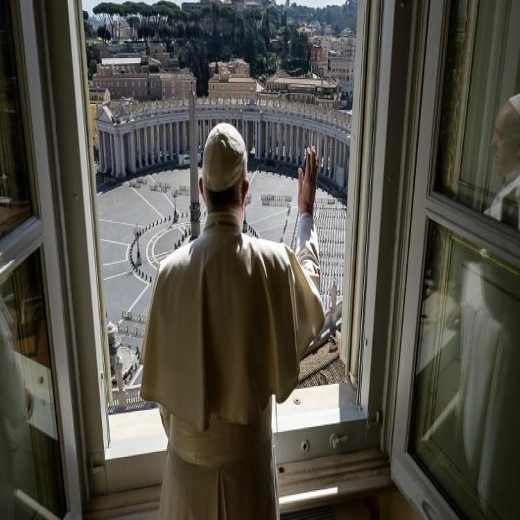 El Papa recuerda que "Cristo es vida y da la vida" y pidió estar cerca de los que sufren