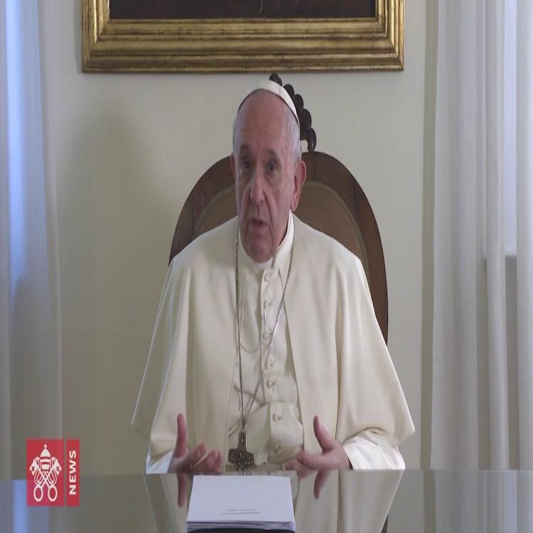 El Papa saludó a la población de Mauricio en vísperas de su viaje