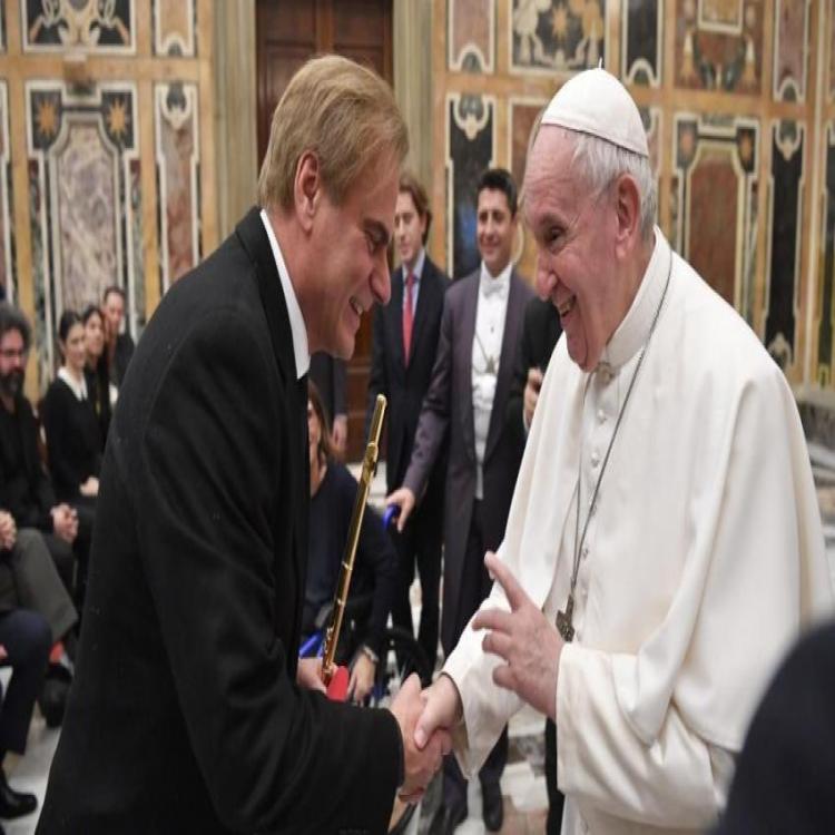 El Papa valoró las expresiones artísticas como "canales" de fraternidad