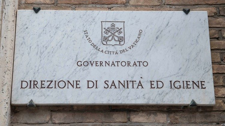 El Vaticano insta a los trabajadores a vacunarse urgentemente contra la gripe