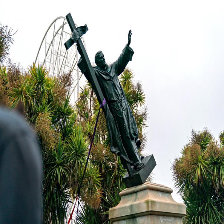 Estados Unidos: Los obispos de California protestaron ante ataques a estatuas de san Junípero Serra