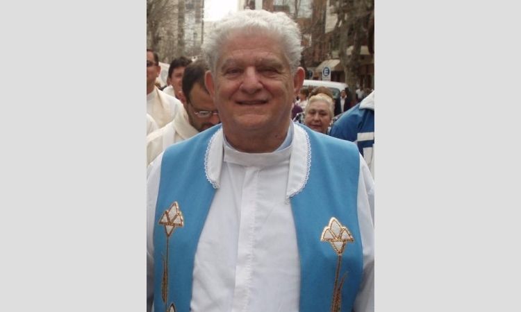 Falleció Mons. Carlomagno, sacerdote de Avellaneda-Lanús