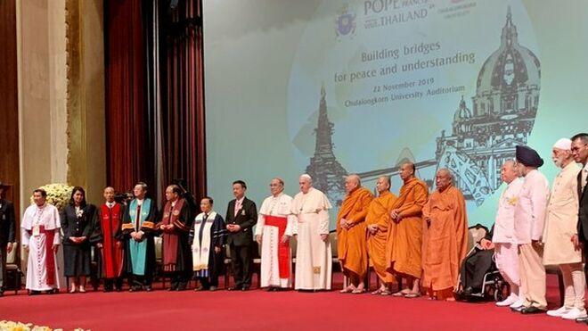 Francisco a las religiones: "Diálogo y entendimiento" para construir la paz
