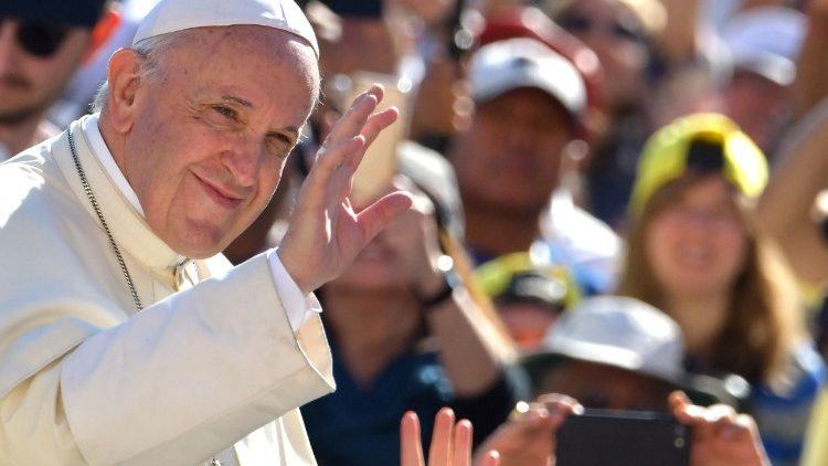Francisco: En Cuaresma "desconectarse del celular y conectarse con el Evangelio" Francisco: En Cuaresma "desconectarse del celular y conectarse con el Evangelio"