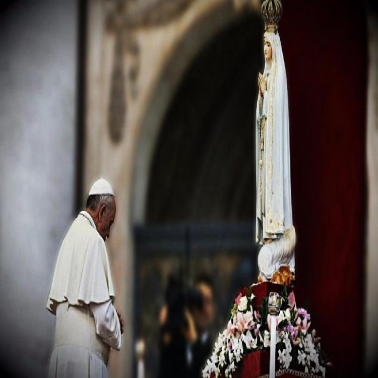 Francisco encomienda a la Virgen de Fátima el final de la pandemia