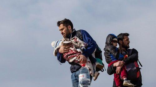 Francisco pidió "darle prioridad" a la crisis humanitaria en Siria