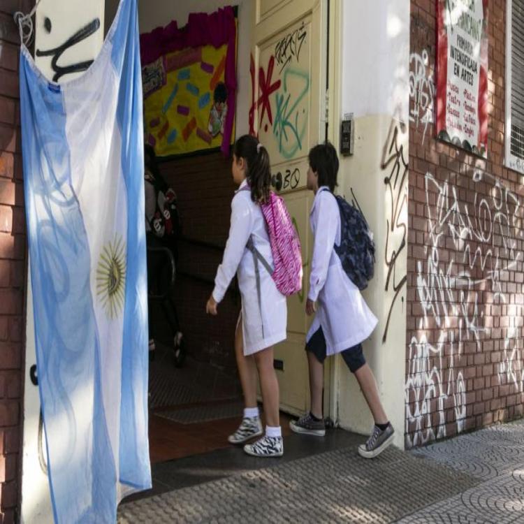 La Argentina con déficit educativo, pese a una mejor tasa de escolaridad regional La Argentina con déficit educativo, pese a una mejor tasa de escolaridad regional