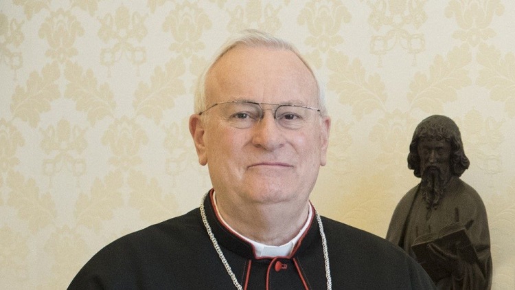 Las diócesis italianas unidas en oración por la salud del cardenal Bassetti