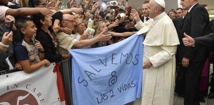 Los obispos argentinos agradecen al Papa su defensa de la vida por nacer