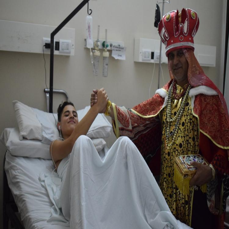 Los Reyes Magos llevaron alegría a los niños de San Nicolás Los Reyes Magos llevaron alegría a los niños de San Nicolás