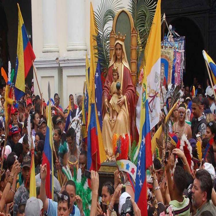 Misa por la Patrona de Venezuela en la catedral de Buenos Aires