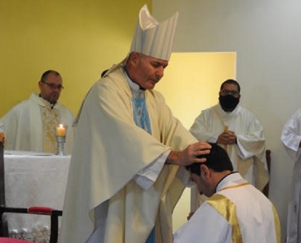 Mons. Bitar ordenó sacerdote a un religioso miguelita