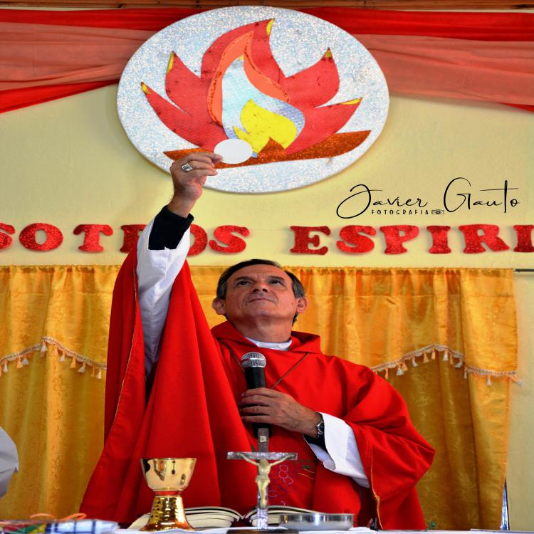 Mons. Canecín animó a los fieles a invocar al Espíritu Santo