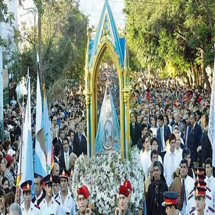 Mons. Collazuol animó a los fieles a honrar desde sus casas a la Virgen del Valle