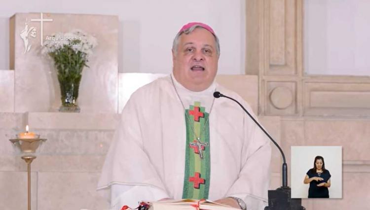 Mons. Colombo anima a seguir el "protocolo" Mateo 25