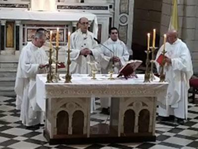 Mons. Fernández pidió a San José "que nos enseñe a cuidarnos unos a otros" Mons. Fernández pidió a San José "que nos enseñe a cuidarnos unos a otros"