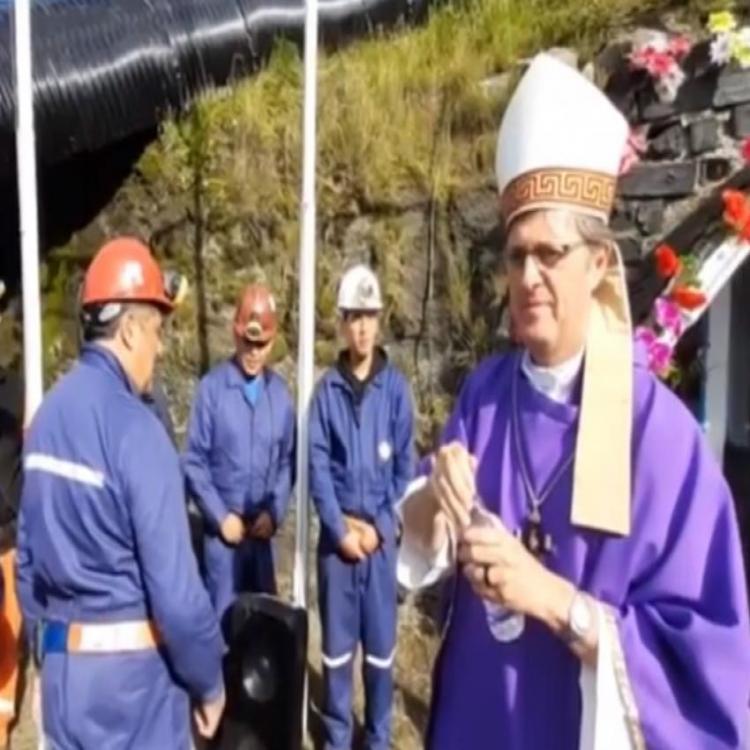 Mons. García Cuerva animó a los mineros a no bajar los brazos