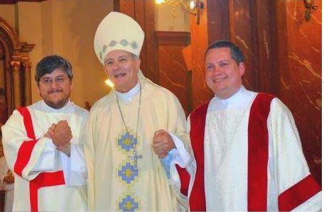 Mons. Lugones ordenará dos sacerdotes para Lomas de Zamora