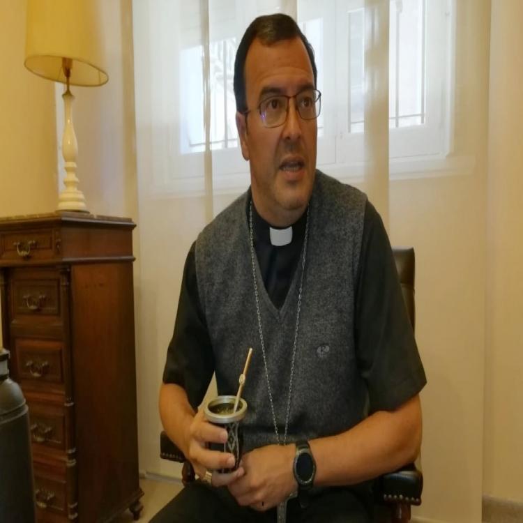 Mons. Mestre invita a los turistas a pensar y reflexionar sobre el don de la paz