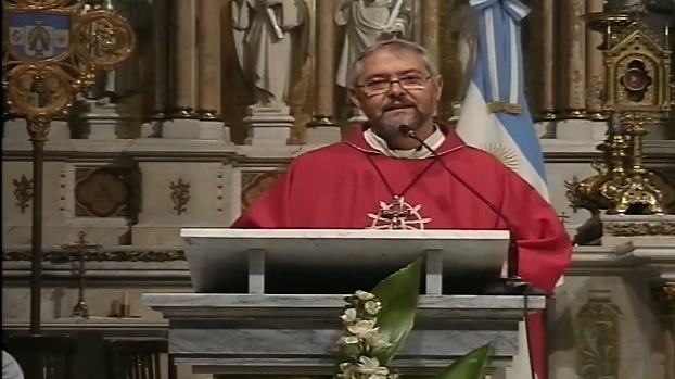Mons. Scheinig animó a sostener con la oración el ministerio de Francisco