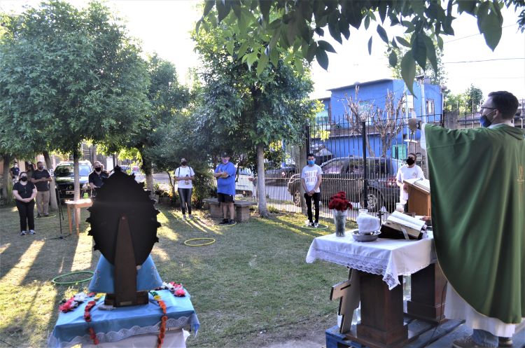 Nuevas indicaciones para las celebraciones litúrgicas en Lomas de Zamora