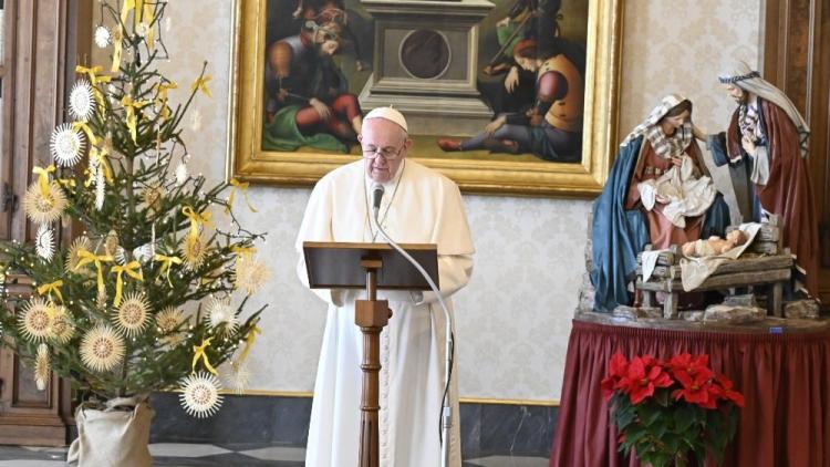 Papa: También al final de este año damos gracias por el bien recibido