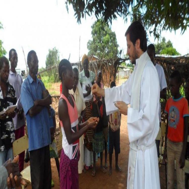 Un sacerdote porteño será enviado como misionero a Angola