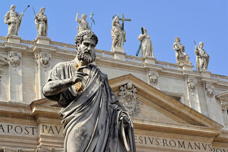 Vaticano: El proyecto de ley contra la 'homofobia' atenta a la libertad de la Iglesia