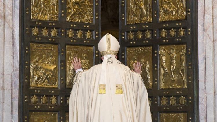 Año Santo 2025: El Papa encomendó la preparación a monseñor Fisichella