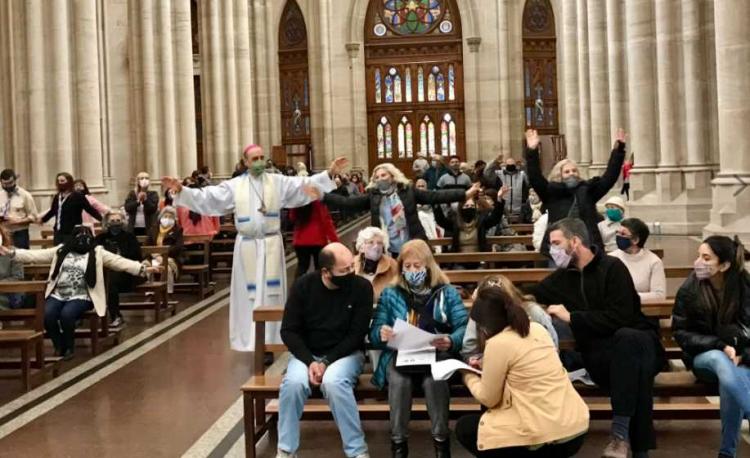 Asamblea Arquidiocesana: Mons. Fernández relanzó la misión en La Plata