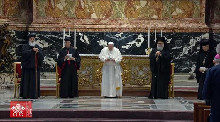 "Basta de utilizar Líbano y Medio Oriente para intereses ajenos", clama el Papa