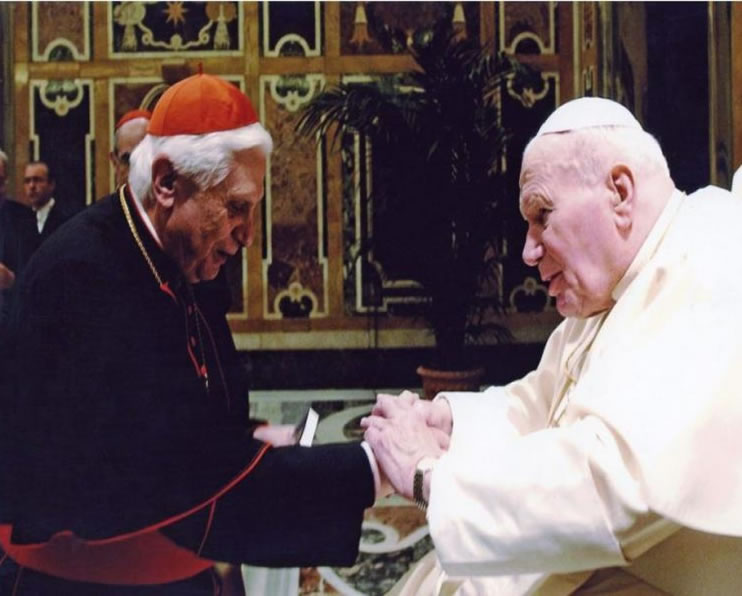 Benedicto XVI: "En Juan Pablo II, el poder y la bondad de Dios eran visibles para todos nosotros"