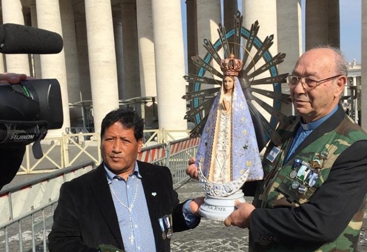 El cura de Malvinas, cumplió 51 años de sacerdote