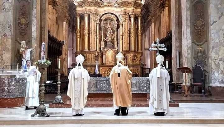 El episcopado convoca a una jornada de oración por los muertos en la pandemia
