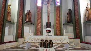 El nuncio presidirá la misa crismal en la catedral de Avellaneda-Lanús